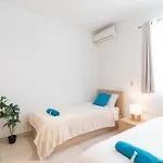 2 Bedroom With Balcony In St Julians, Paceville, 3 By Vaganza *