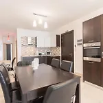 2 Bedroom With Balcony In St Julians, Paceville, 3 By Vaganza *