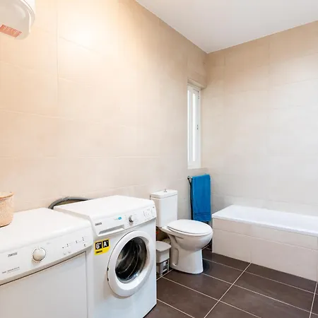 2 Bedroom In St Julians Prime Location In Paceville 3 By Vaganza Apartment *