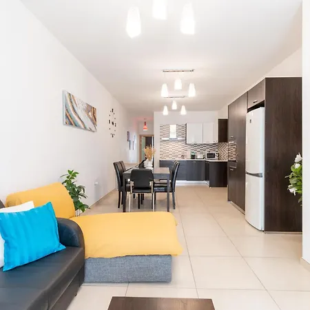 2 Bedroom With Balcony In St Julians, Paceville, 3 By Vaganza Lejlighed