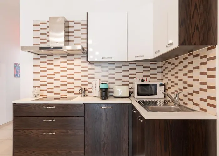 2 Bedroom In St Julians Prime Location In Paceville 3 By Vaganza * St. Julian's