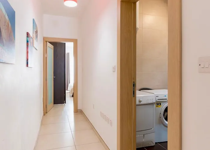 2 Bedroom In St Julians Prime Location In Paceville 3 By Vaganza St. Julian's