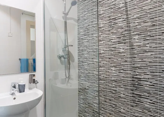 2 Bedroom In St Julians Prime Location In Paceville 3 By Vaganza Lägenhet St. Julian's