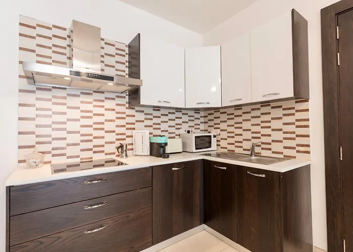 2 Bedroom In St Julians Prime Location In Paceville 3 By Vaganza *