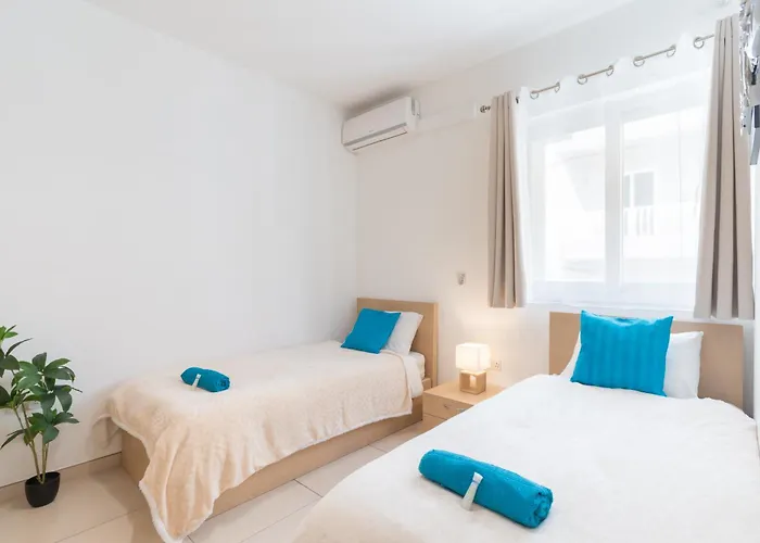 Lägenhet 2 Bedroom In St Julians Prime Location In Paceville 3 By Vaganza