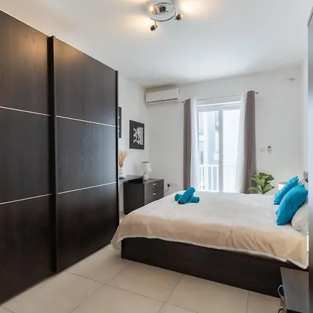 2 Bedroom With Balcony In St Julians, Paceville, By Vaganza